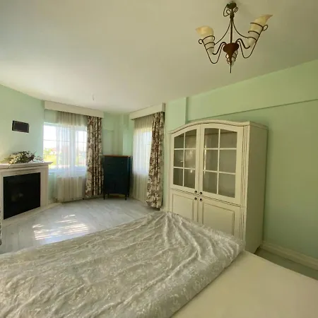 Villa Splendid With Private Pool And Fireplaces Surrounded By Nature In Sapanca