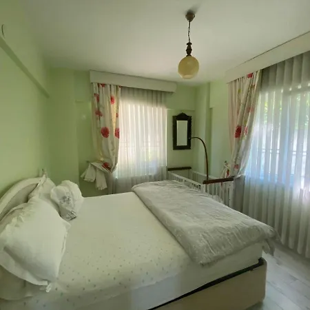 Villa Splendid With Private Pool And Fireplaces Surrounded By Nature In Sapanca *
