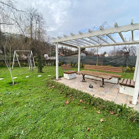Villa Splendid With Private Pool And Fireplaces Surrounded By Nature In Sapanca *