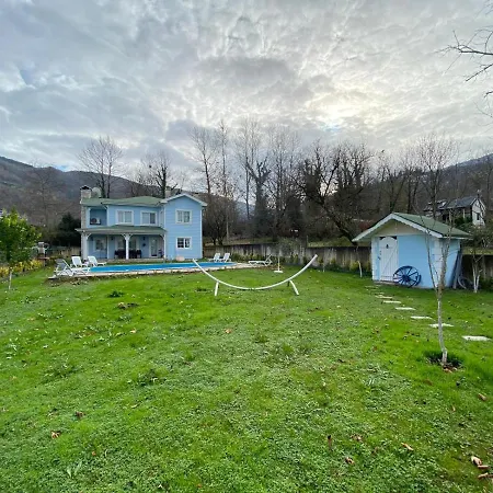 Splendid With Private Pool And Fireplaces Surrounded By Nature In Sapanca *
